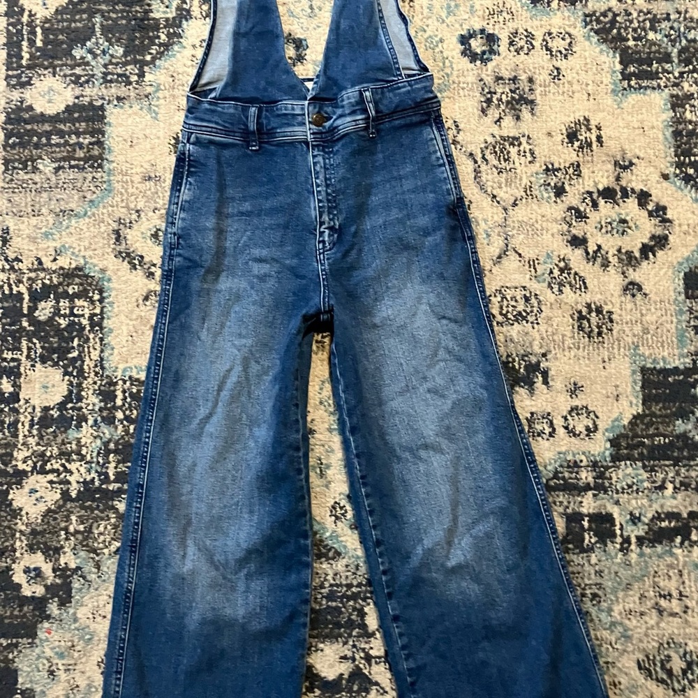 FREE PEOPLE Women’s 0 XS DENIM JUMPSUIT Short Sleeve Med Wash Wide Leg Flare